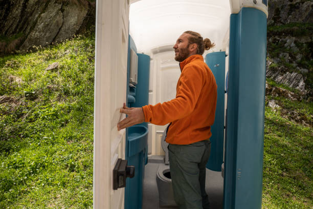 Portable Toilet Options We Offer in Saline, MI